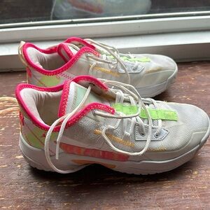 Jordan basketball shoes